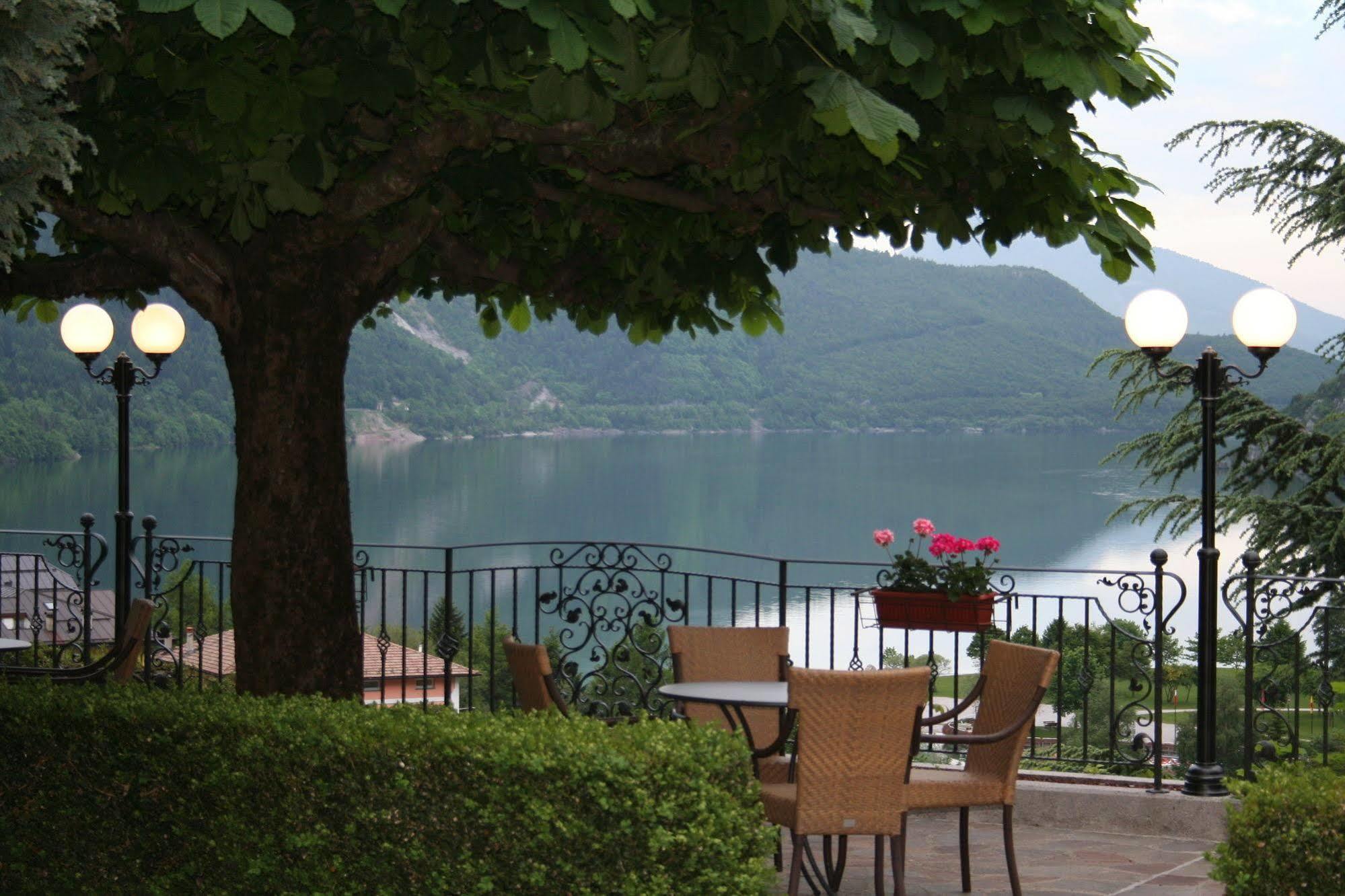 Hotel Miralago Wellness - Adults Only 몰베노 외부 사진